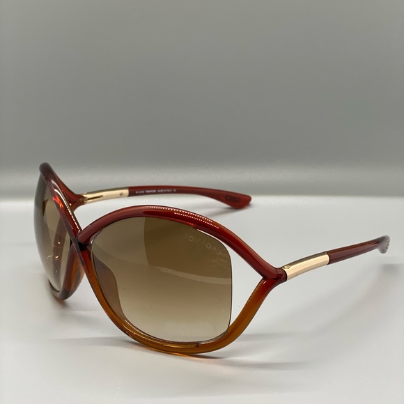 Tom Ford Accessories - Tom Ford Whitney Oversized Sunglasses